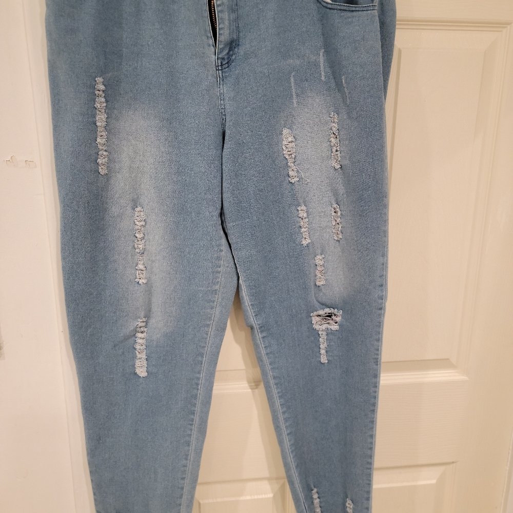 Pants - Picture 2 of 3